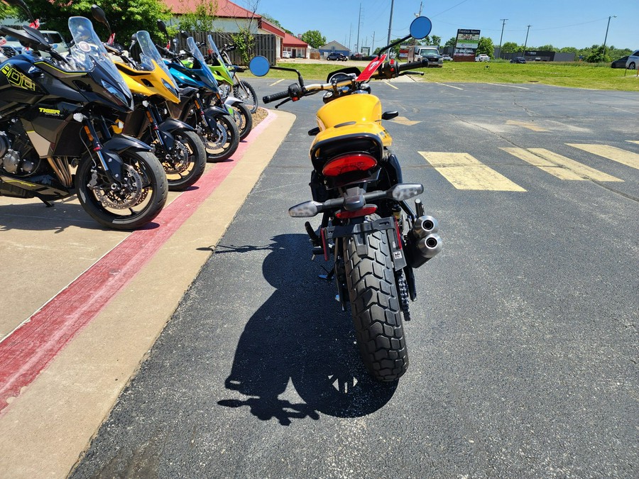 2027 Triumph Tracker 400