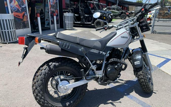 2025 Yamaha TW200 CA