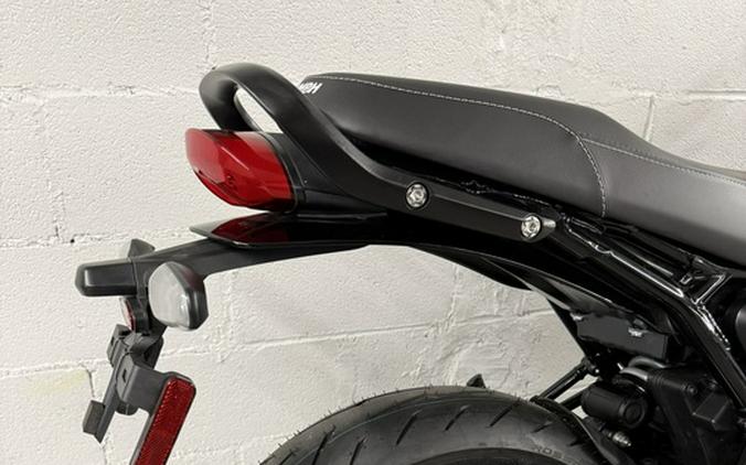 2026 Triumph Thruxton 400