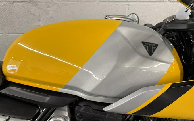 2026 Triumph Thruxton 400