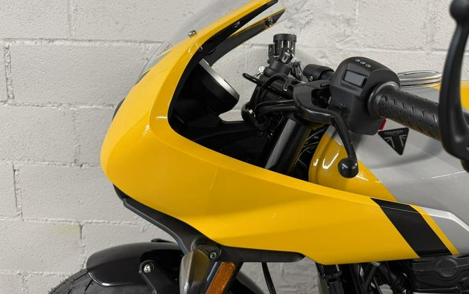2026 Triumph Thruxton 400
