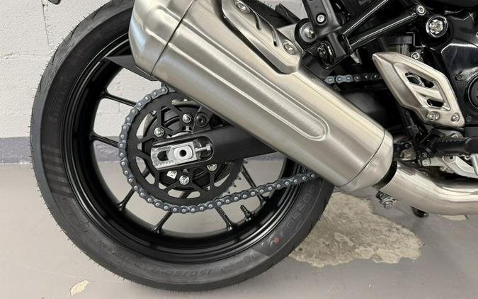 2026 Triumph Thruxton 400