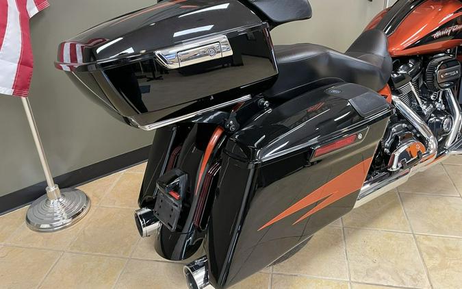 2017 Harley-Davidson Street Glide® CVO™ Street Glide®