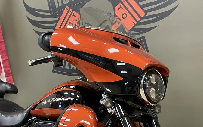 2017 Harley-Davidson Street Glide® CVO™ Street Glide®