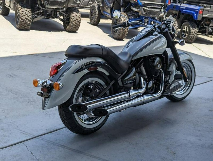 2024 Kawasaki Vulcan® 900 Classic