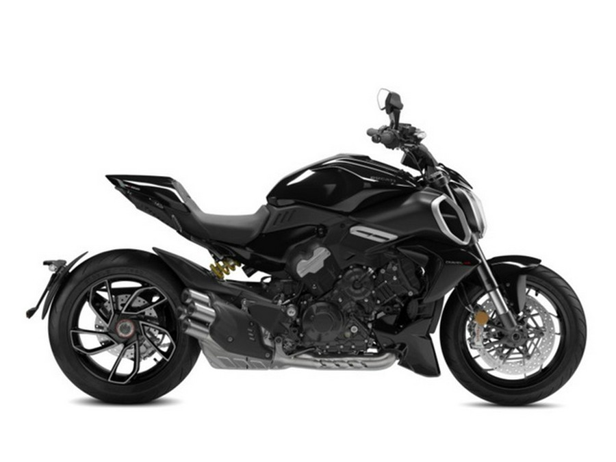 2024 Ducati Diavel V4 Black V4