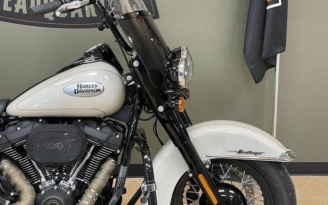 2022 Harley-Davidson® FLHCS - Heritage Classic 114