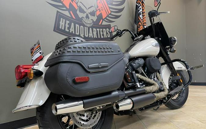 2022 Harley-Davidson® FLHCS - Heritage Classic 114