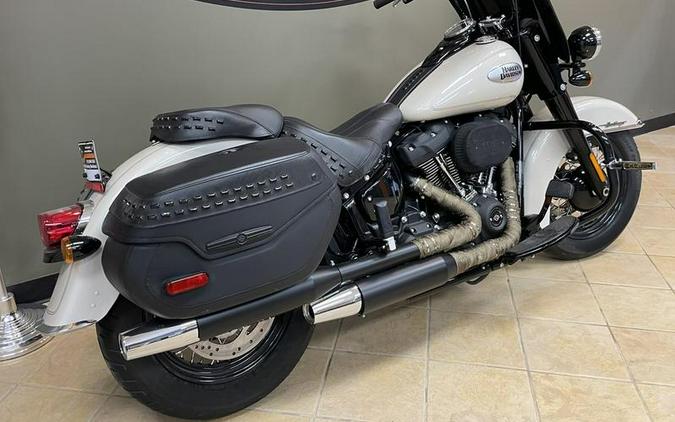 2022 Harley-Davidson® FLHCS - Heritage Classic 114