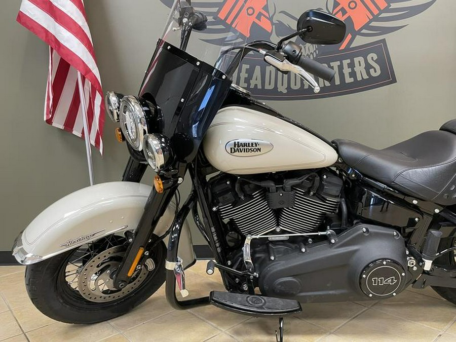 2022 Harley-Davidson® FLHCS - Heritage Classic 114