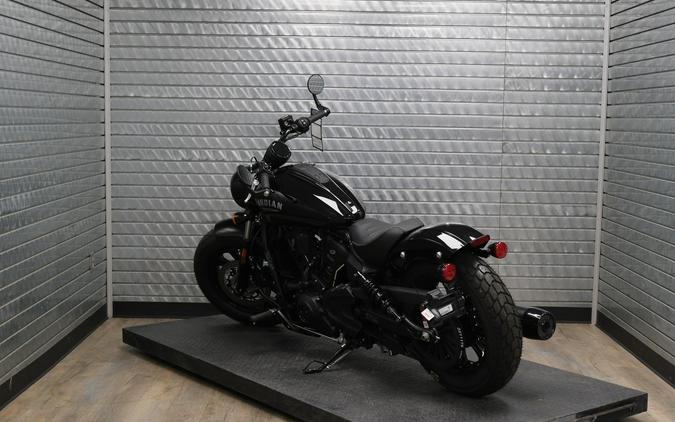 2025 INDIAN MOTORCYCLE SCOUT BOBBER LIMITED WITH TECH PACKAGE