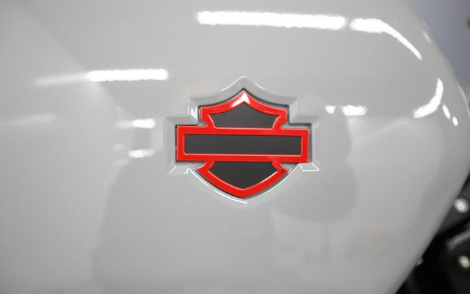 2025 Harley-Davidson Low Rider ST