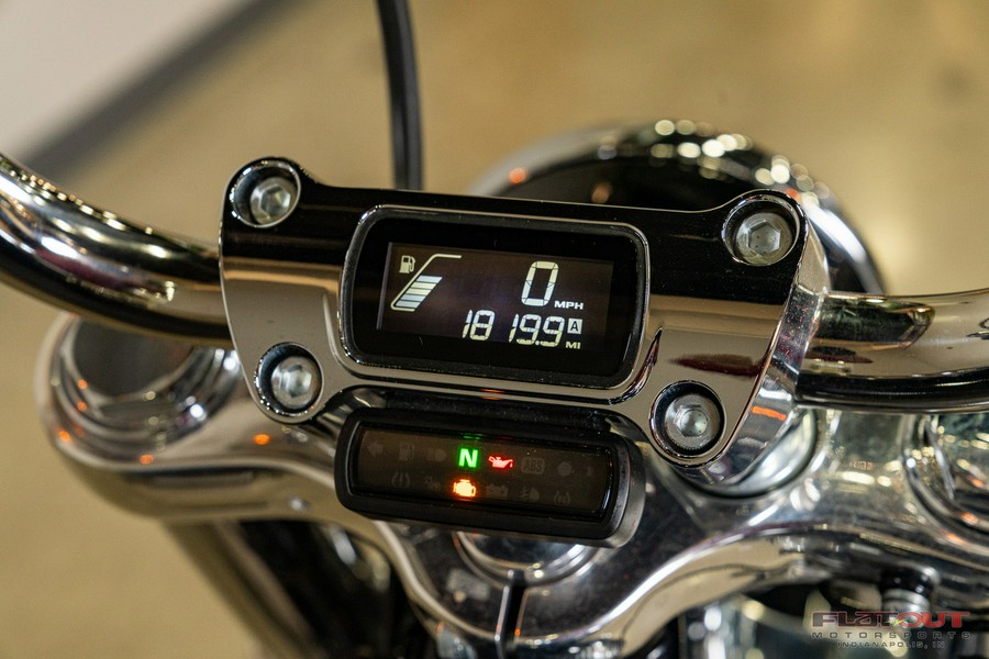 2024 Harley-Davidson® SOFTAIL 107