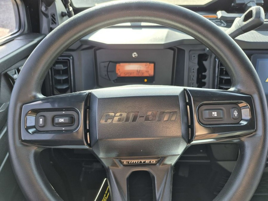 2026 Can-Am® Defender Limited HD11