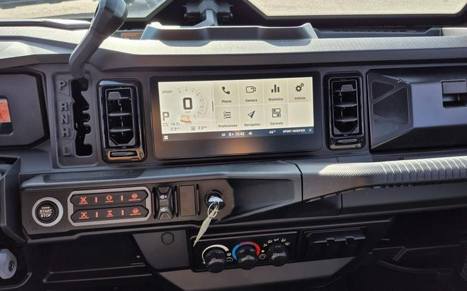 2026 Can-Am® Defender Limited HD11