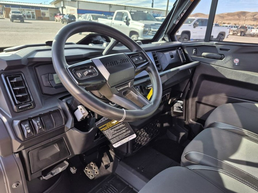 2026 Can-Am® Defender Limited HD11