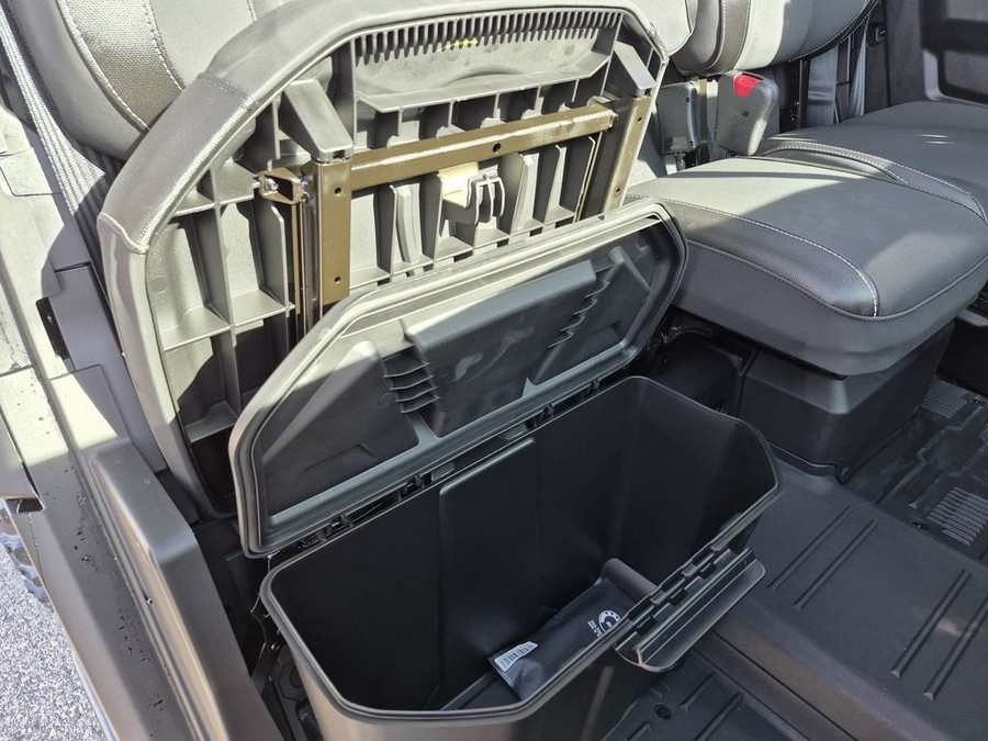 2026 Can-Am® Defender Limited HD11