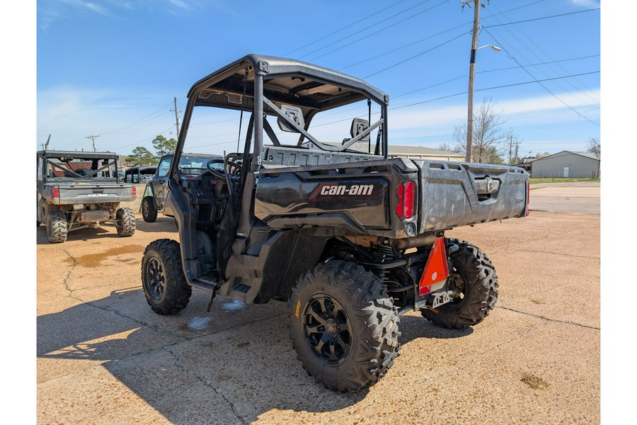 2023 Can-Am DEFENDER XT HD10