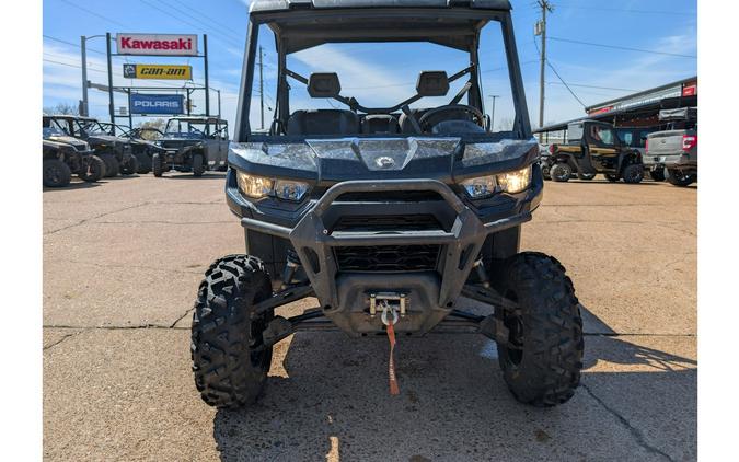 2023 Can-Am DEFENDER XT HD10