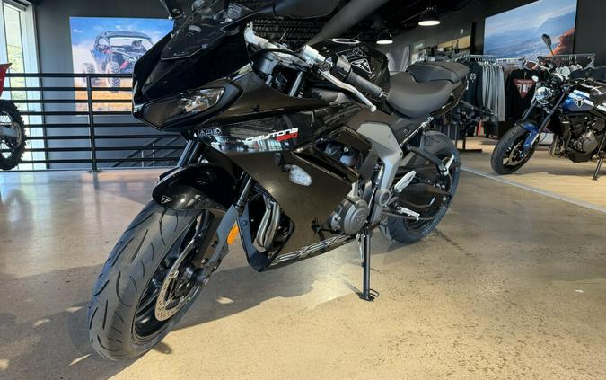 2026 Triumph Daytona 660 Sapphire Black