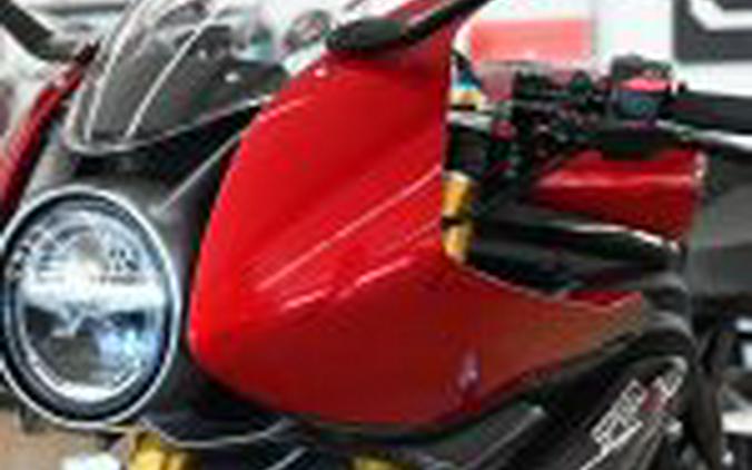 2022 Triumph Speed Triple 1200 RR