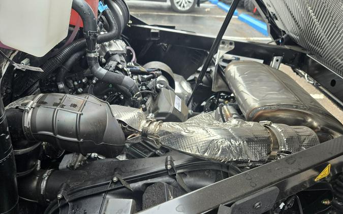 2027 Can-Am Defender MAX DPS CAB HD10