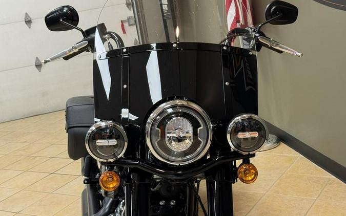 2022 Harley-Davidson® FLHCS - Heritage Classic 114