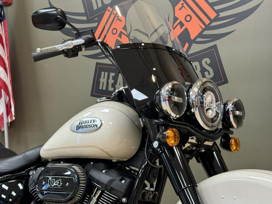 2022 Harley-Davidson® FLHCS - Heritage Classic 114