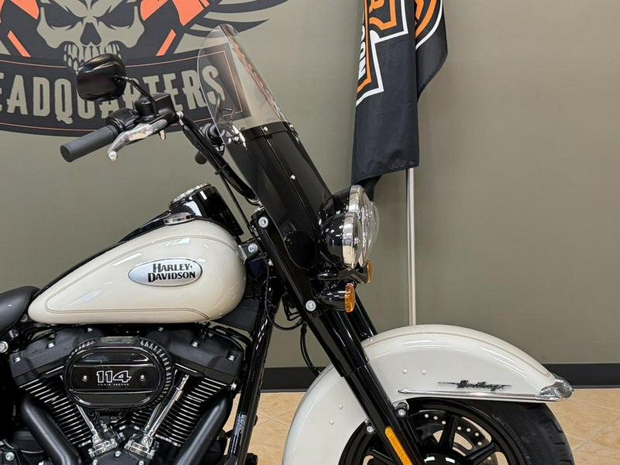 2022 Harley-Davidson® FLHCS - Heritage Classic 114