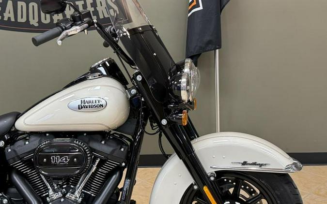 2022 Harley-Davidson® FLHCS - Heritage Classic 114