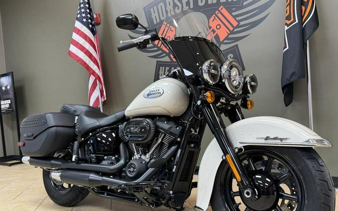 2022 Harley-Davidson® FLHCS - Heritage Classic 114