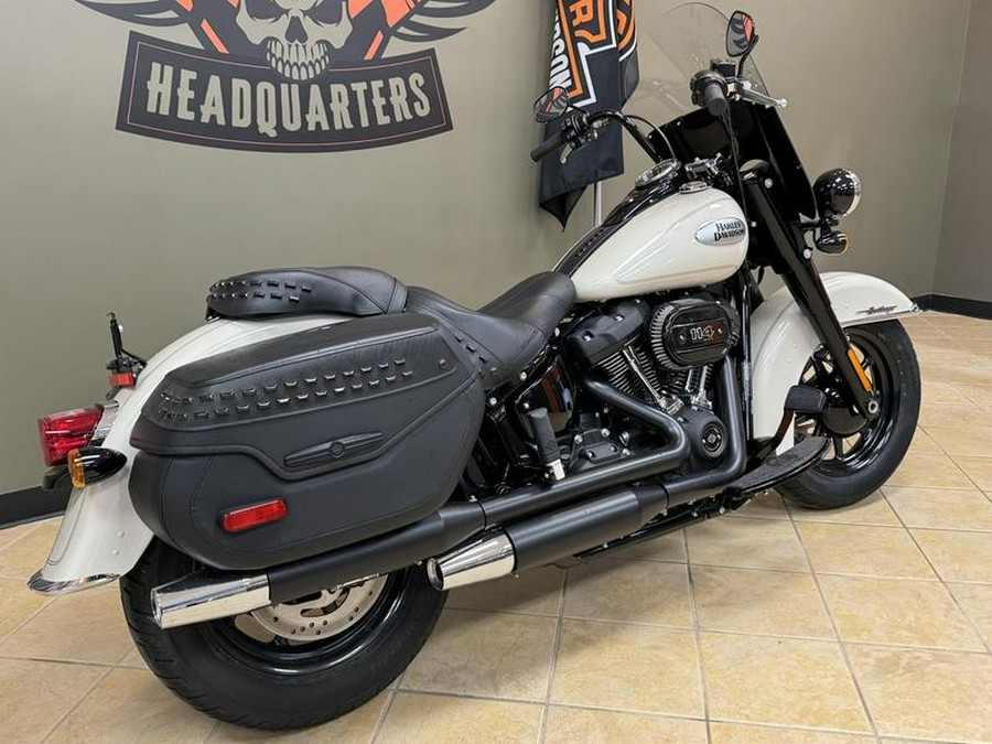 2022 Harley-Davidson® FLHCS - Heritage Classic 114