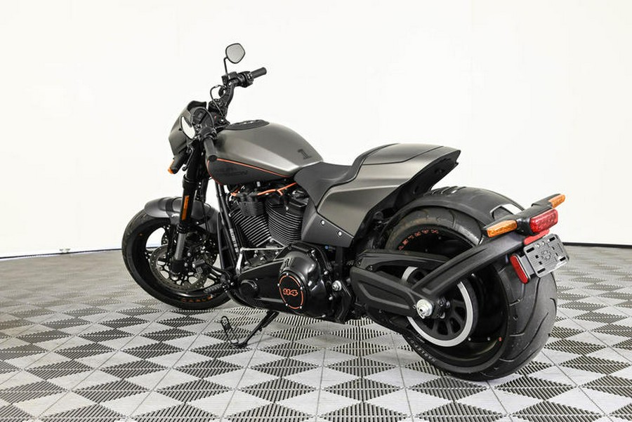 2019 Harley-Davidson® FXDRS - FXDR™ 114