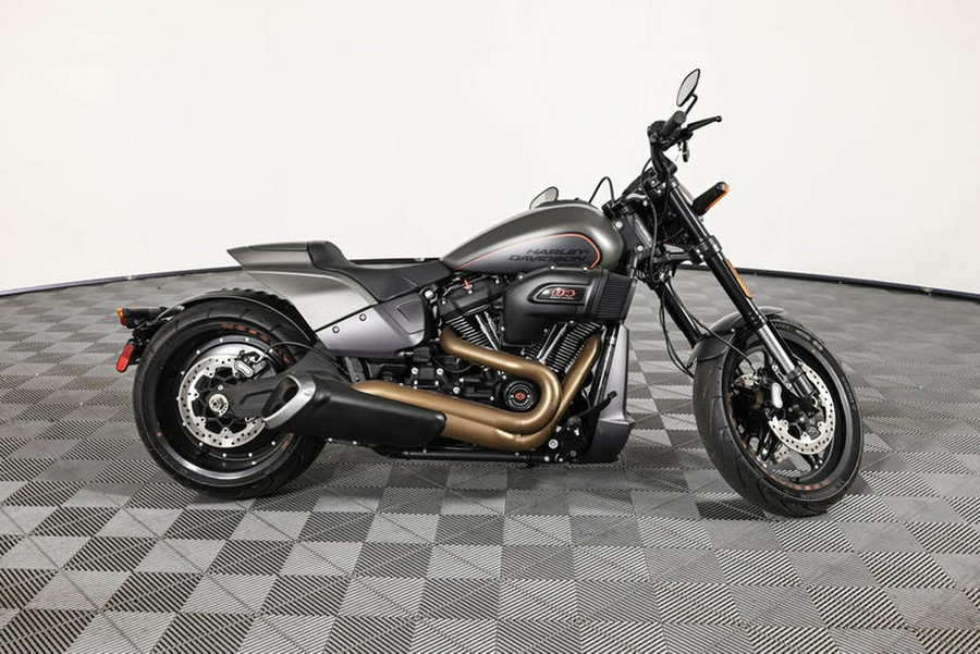 2019 Harley-Davidson® FXDRS - FXDR™ 114