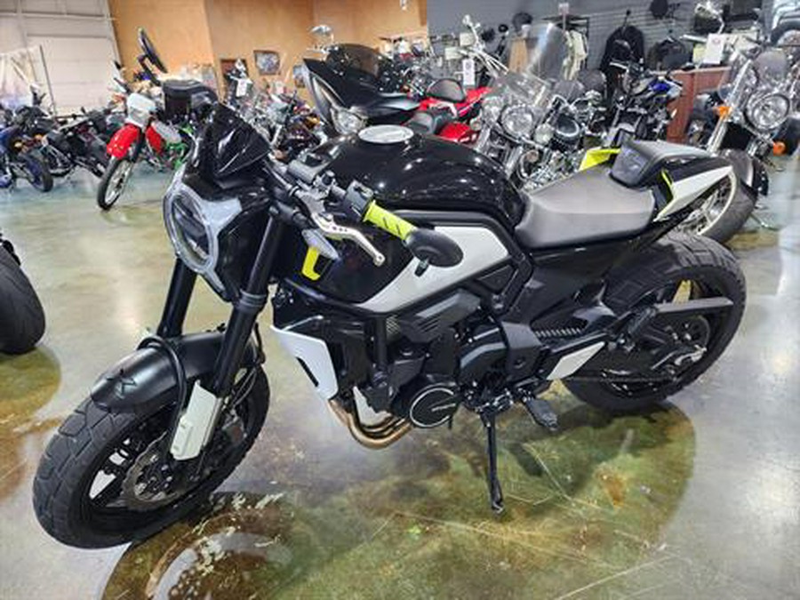 2024 CFMOTO 700CL-X Sport