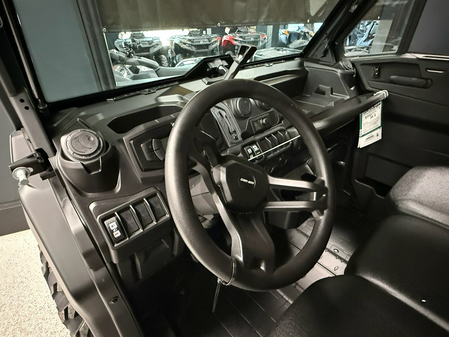 2027 Can-Am Defender MAX DPS CAB HD10