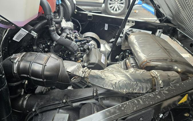 2027 Can-Am Defender MAX DPS CAB HD10