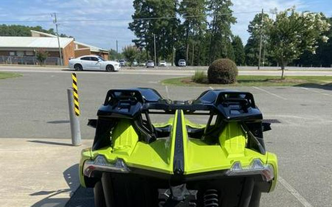 2023 Polaris Slingshot® Slingshot® SL Neon Lime (Manual)