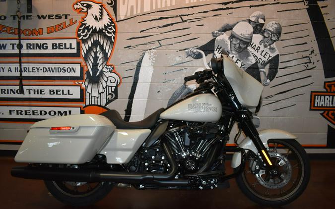 2023 Harley-Davidson Street Glide ST White Sand Pearl