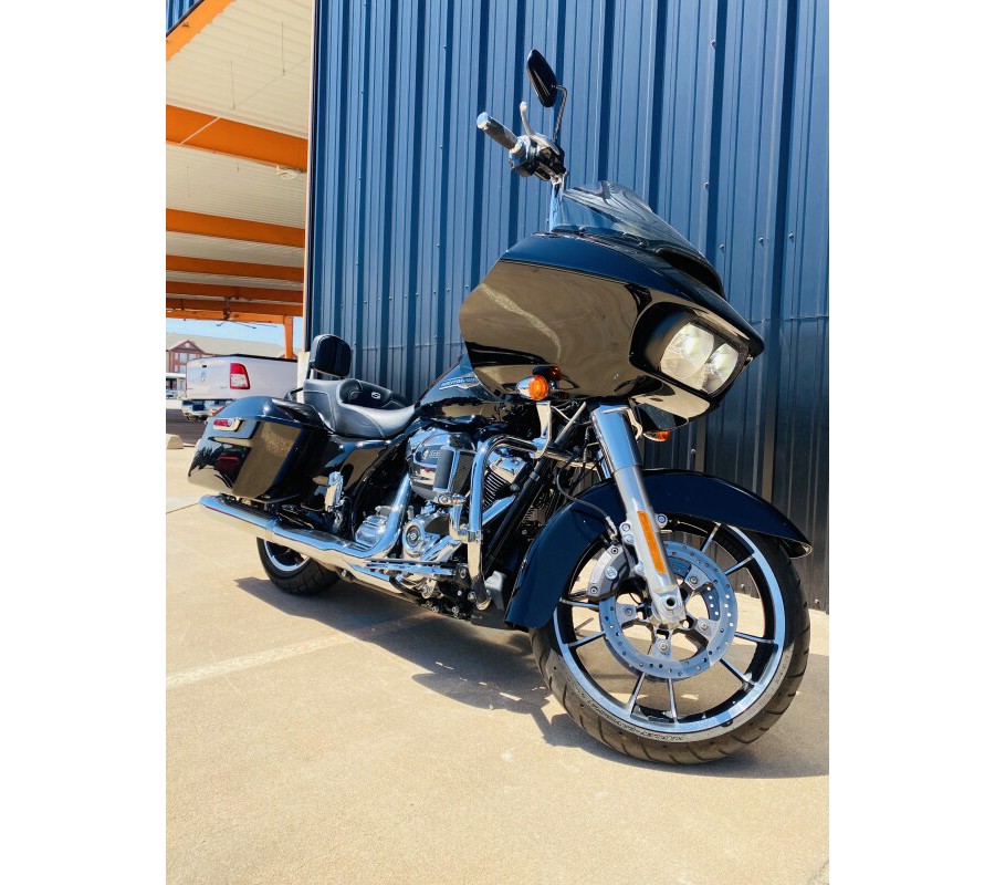 FLTRX 2021 Road Glide