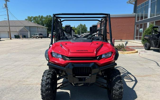 2025 Honda Pioneer 1000-6 Deluxe Crew