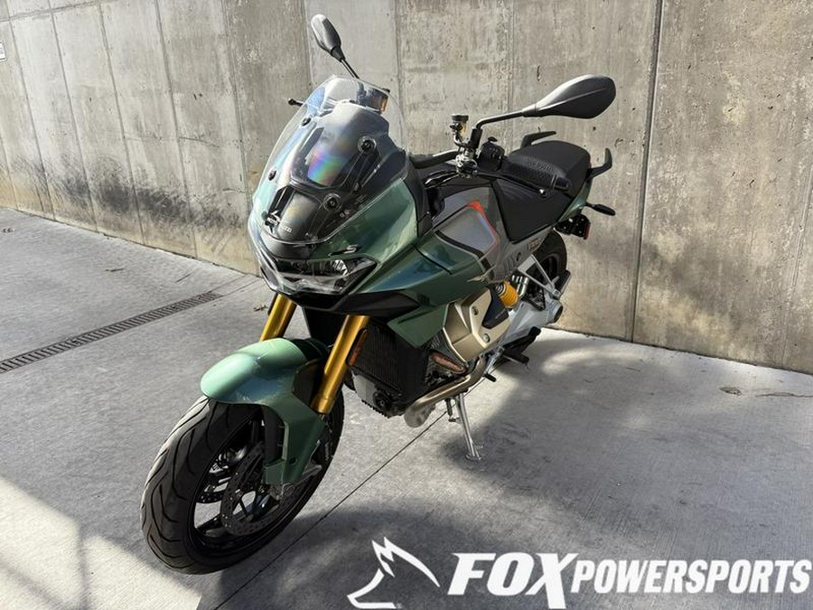 2023 Moto Guzzi V100 Mandello S