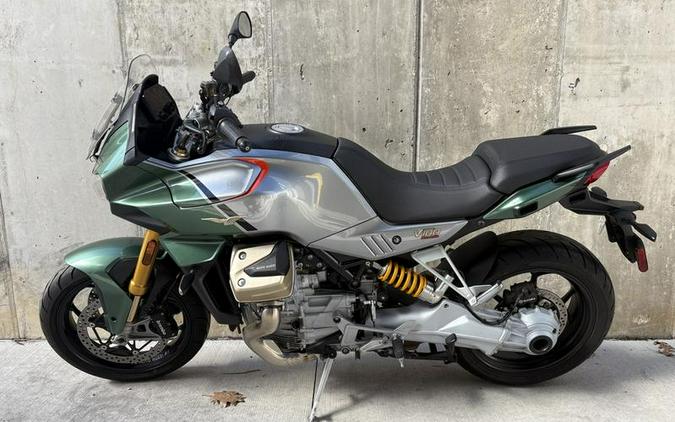 2023 Moto Guzzi V100 Mandello S