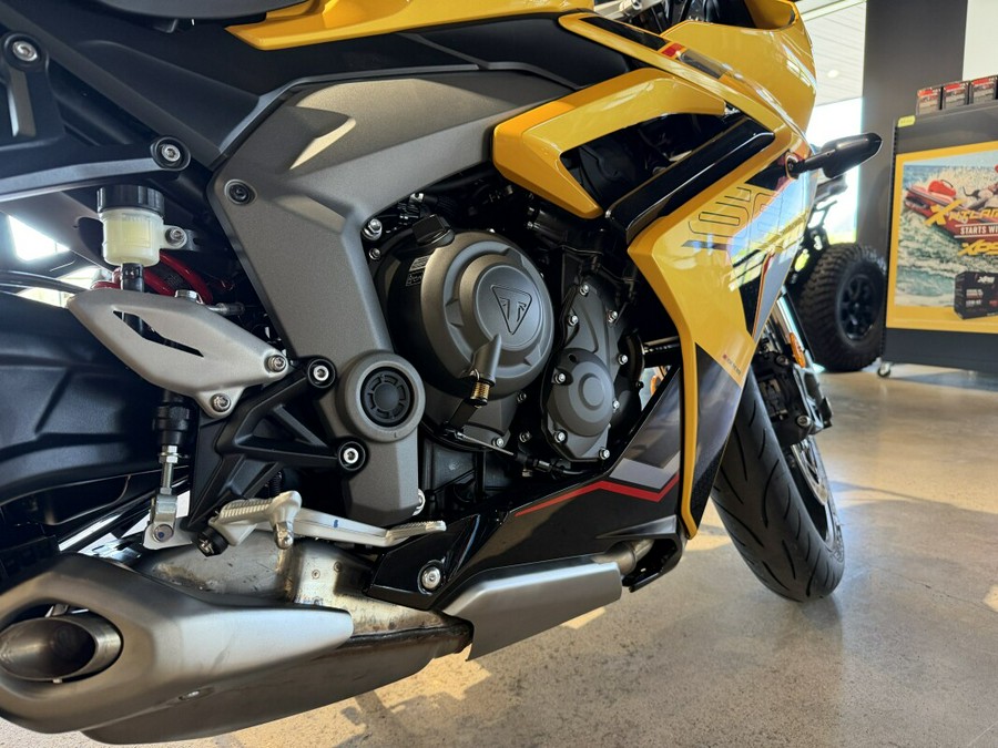 2026 Triumph Daytona 660 Cosmic Yellow