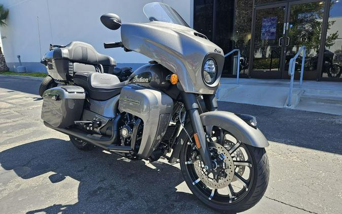 New 2025 Indian Motorcycle Roadmaster Dark Horse