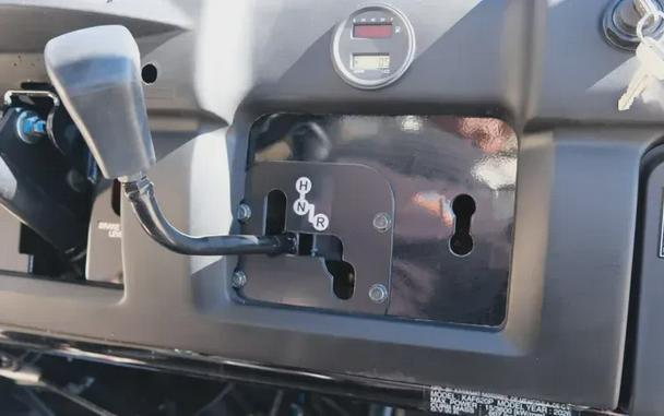 2027 KAWASAKI MULE 4010 TRANS4X4