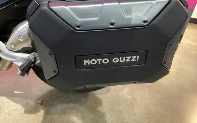 2027 MOTO GUZZI V 85 Tt Travel