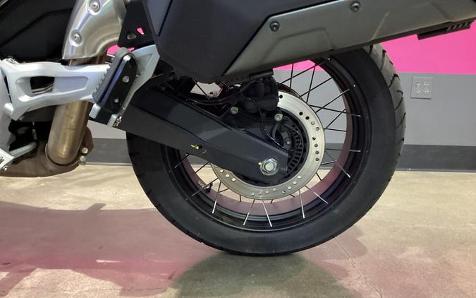 2027 MOTO GUZZI V 85 Tt Travel