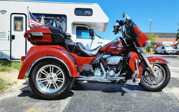 2024 HARLEY-DAVIDSON FLHTCUTG TRIGLIDE ULTRA CLASSIC - C858798