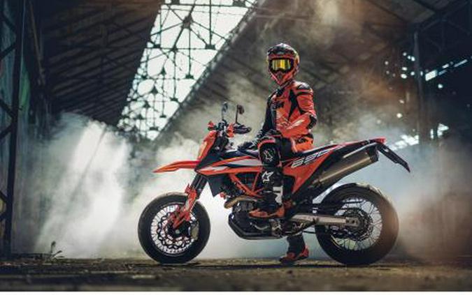 2023 KTM 690 SMC R